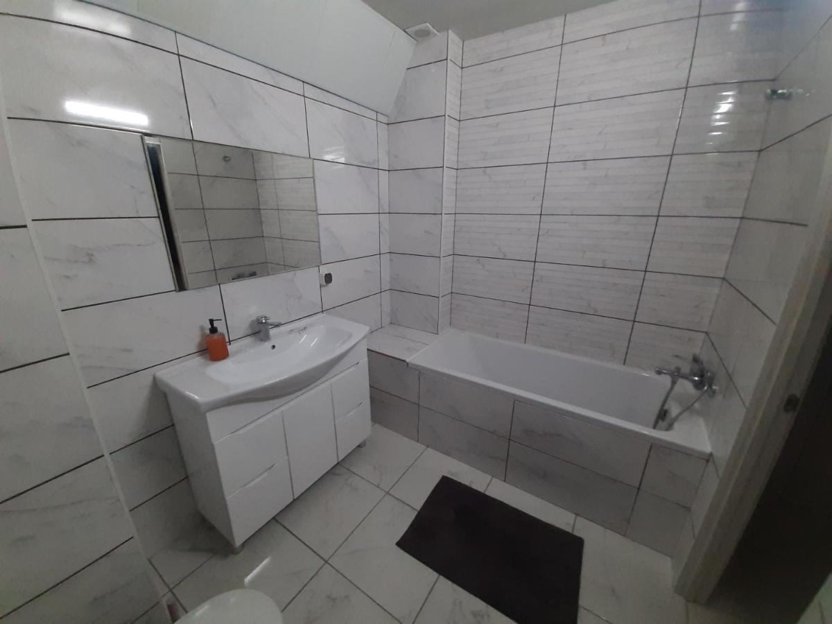 Comfortable apartment Zamostyanska 34а Vinnitsa Eksteriør bilde